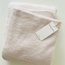 Load image into Gallery viewer, Image of Cashmere Shawl.