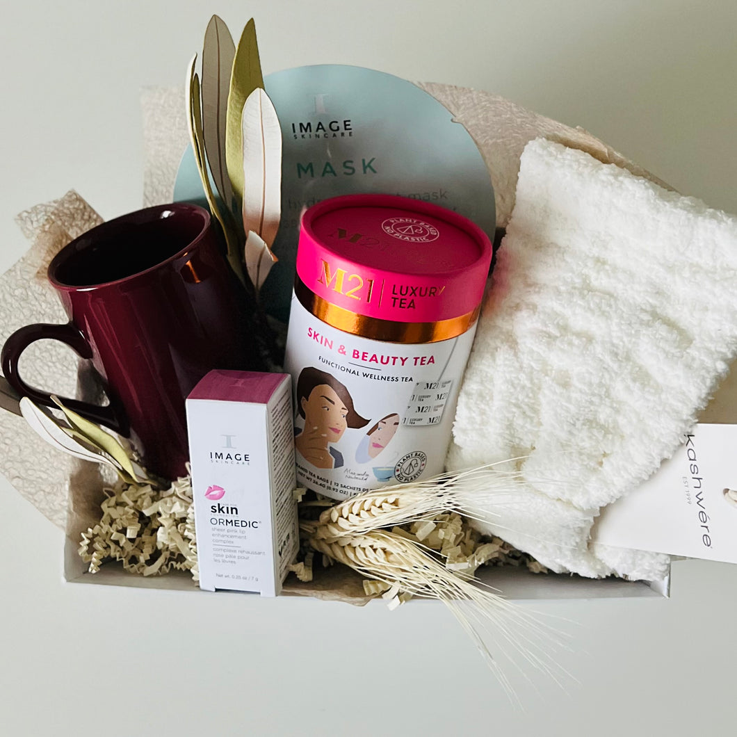 Face-It Medium Gift Basket